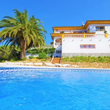 Vacances & Villas Lloret-Villa Dali *
